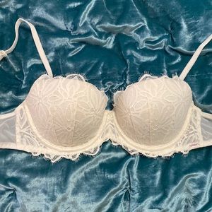 Victoria’s Secret Pink Bra